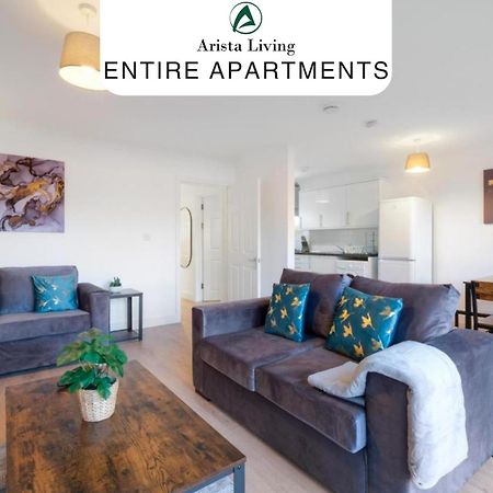 Pinewood Studios, Iver Slough Heathrow 1 & 2 Bedroom Apartments With Parking By Arista Living Buitenkant foto